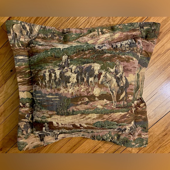 Beautiful Western Cattle Drive Pillow - Picture 1 of 8